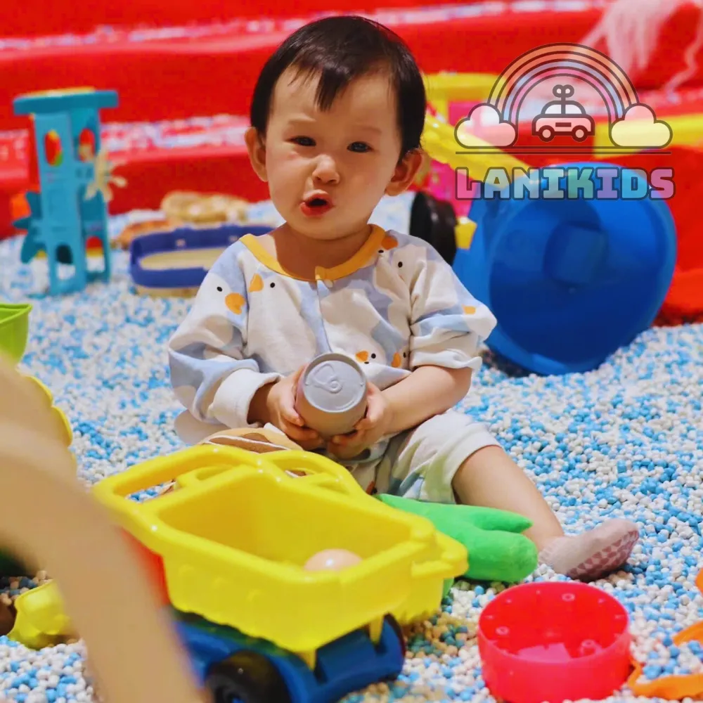 Đồ Chơi Xúc Cát – Giúp Trẻ Phát Triển Toàn Diện và Giảm Nguy Cơ Tự Kỷ Đồ Chơi Xúc Cát – Giúp Trẻ Phát Triển Toàn Diện và Giảm Nguy Cơ Tự Kỷ